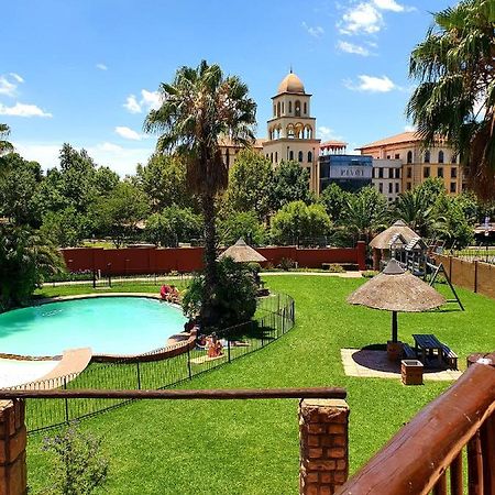 Merry Monte Casino Lodge House In Fourways Sandton Dış mekan fotoğraf